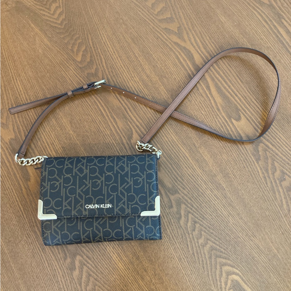 Calvin Klein Crossbody
